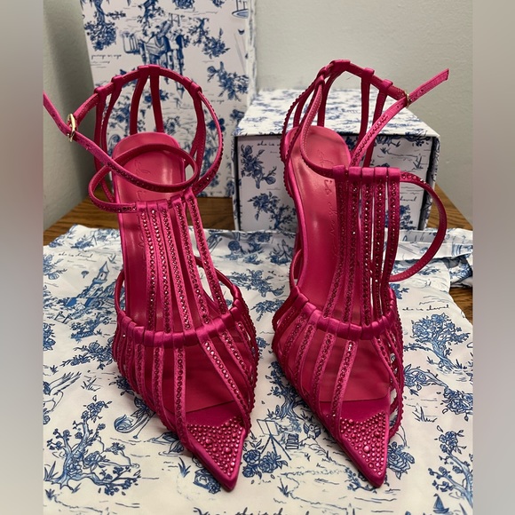 Hot Pink Beaded Strappy Heels - 8.5 - Picture 3 of 6